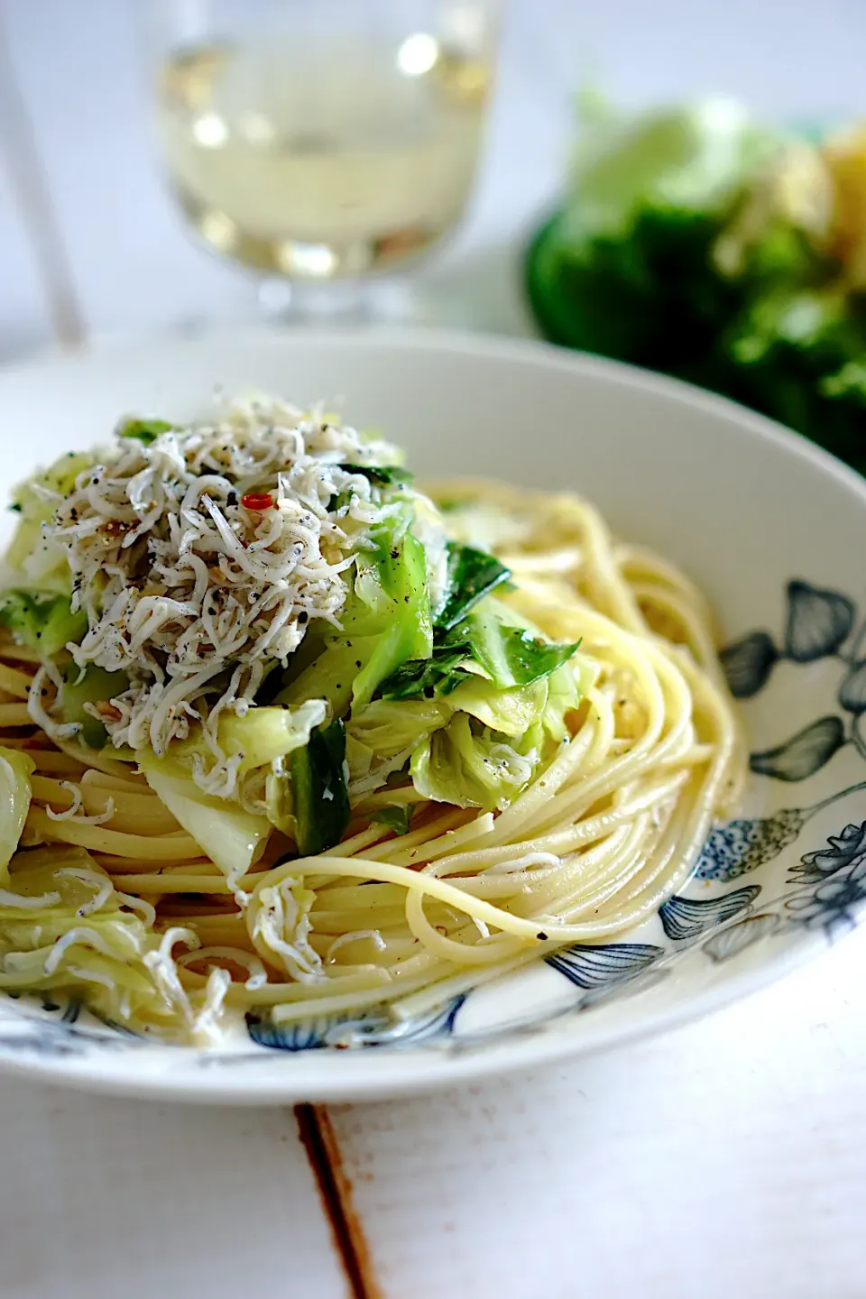 Snapdishの料理写真:シラスとキャベツのパスタ|てつやさん