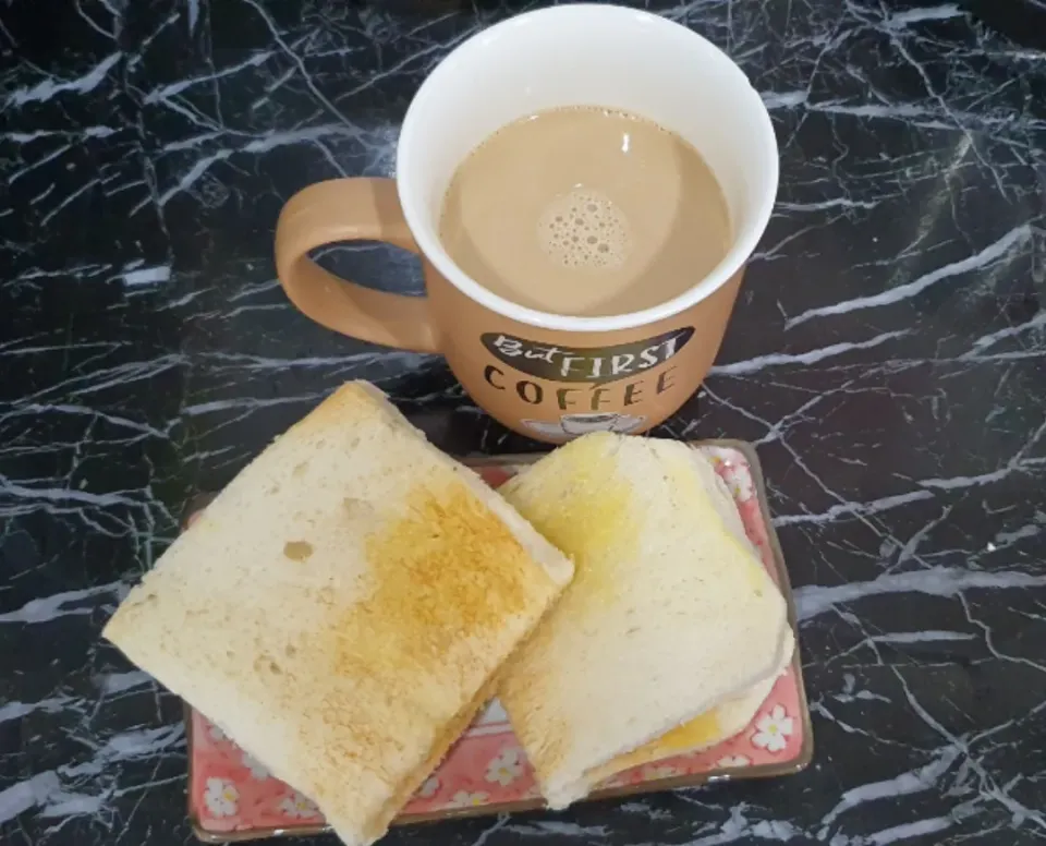 Butter Sugar Toast & Coffee 💁‍♀️😘😋💕💋|🌷lynnlicious🌷さん