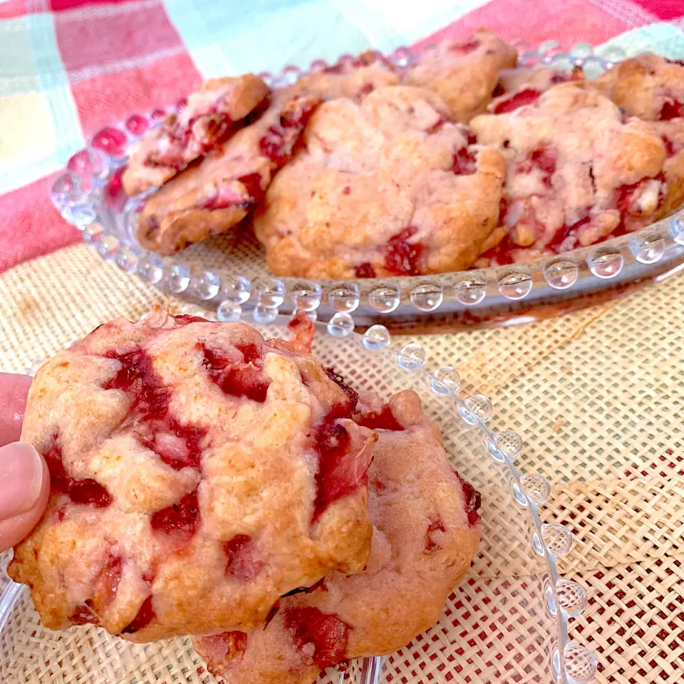 marichさんの料理 フレッシュいちごクッキー　なんとかいちごシーズン間に合った🍓|chicaocafeさん