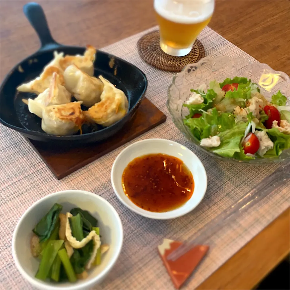 焼き餃子
グリーンサラダ
油あげと小松菜のおひたし|𓇼 Ⓢ Ⓗ Ⓘ Ⓝ Ⓞ Ⓑ Ⓤ 𓇼さん