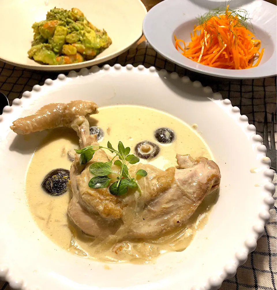 Snapdishの料理写真:ベルギー風チキンのビール煮🍺|けんちんさん