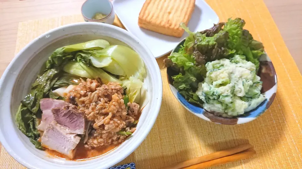 ビャンビャン麺❗😆
夕飯に初登場～
ピリ辛で大人味✨|A-YA-YA-YAさん