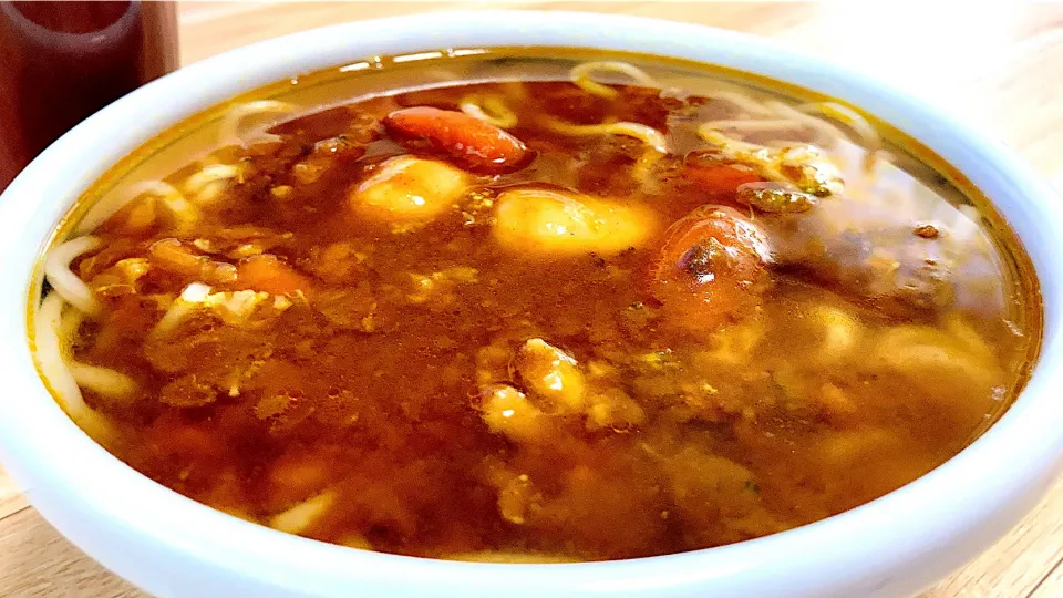 2日目の大豆のお肉カレーで、カレーうどん😁|ジイジさん