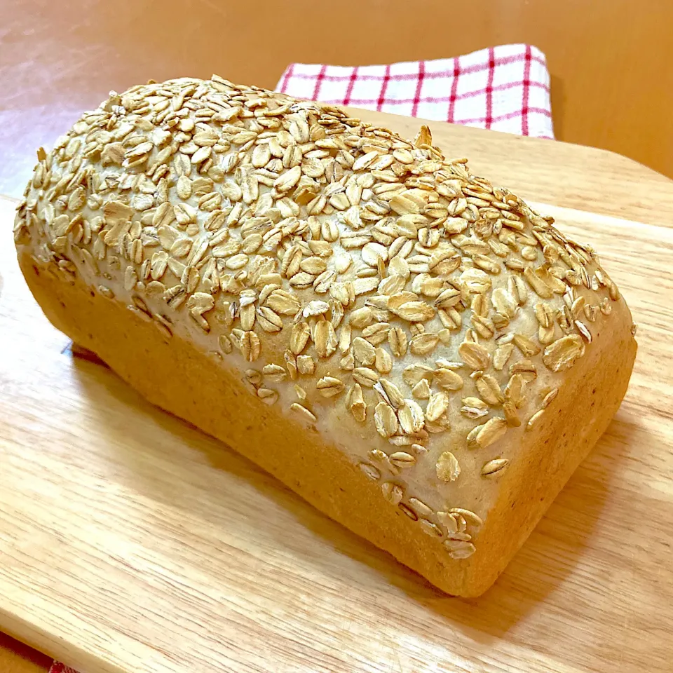 オートミール入りワンローフで🍞|オレンジまゆゆさん