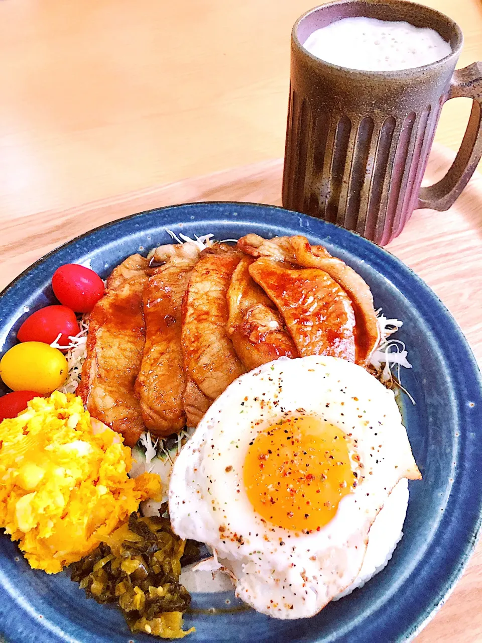 今日も豚🐷照り焼きにして1皿盛🍺|海斗さん