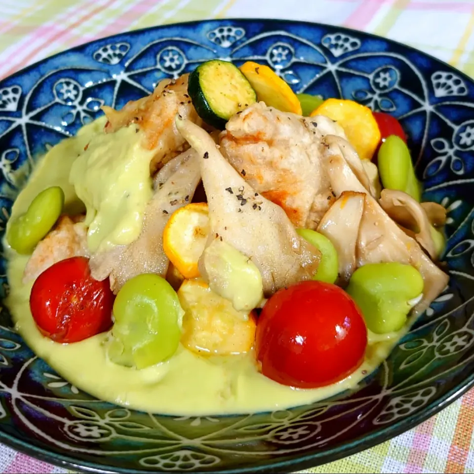 鶏ささ身のフリッターと舞茸のそら豆ソースがけ|cherry🍒さん