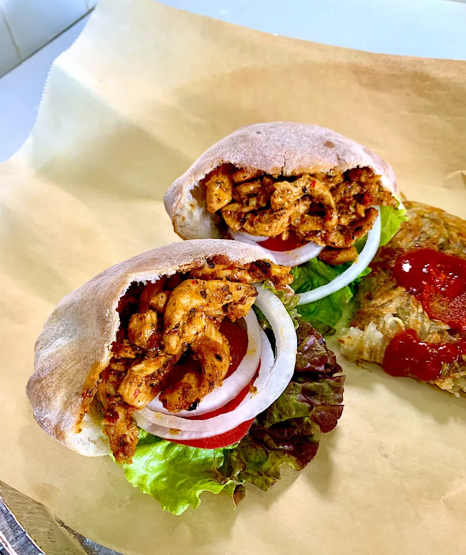 Chicken Fajitas Pita Sandwich|gonbenさん