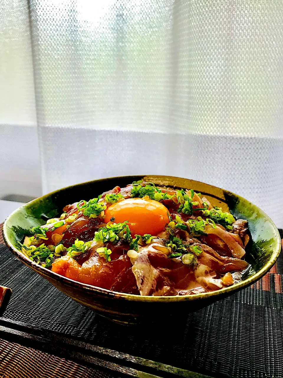 マハタのユッケ丼❣️✨✨✨もちろん！白身混ぜ混ぜ卵かけご飯だよ❣️😄✨👍|イチロッタさん