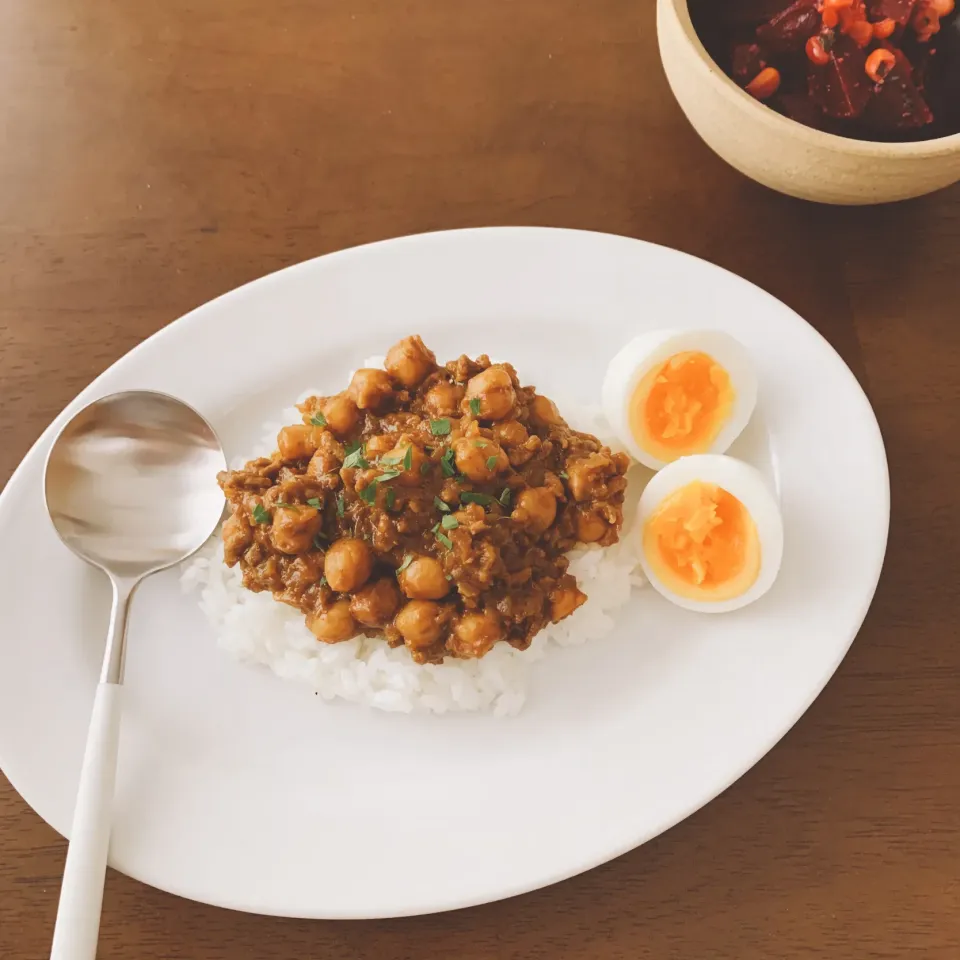 ひよこ豆とひき肉のドライカレー🍛🥄|leeさん