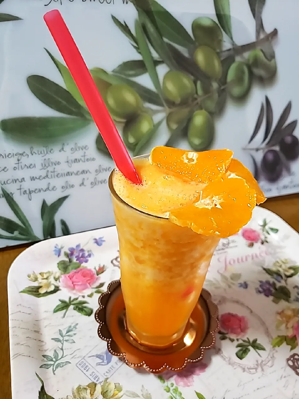 また雨☔降りだした😖
🍊オレンジジュース|aiさん