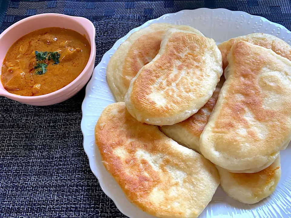 バターチキンカレーと手づくりチーズナン|ママちんさん