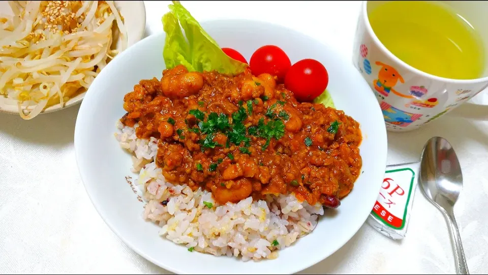 6/5の夕食🌃🍴
豆カレー🍛|卯月さん