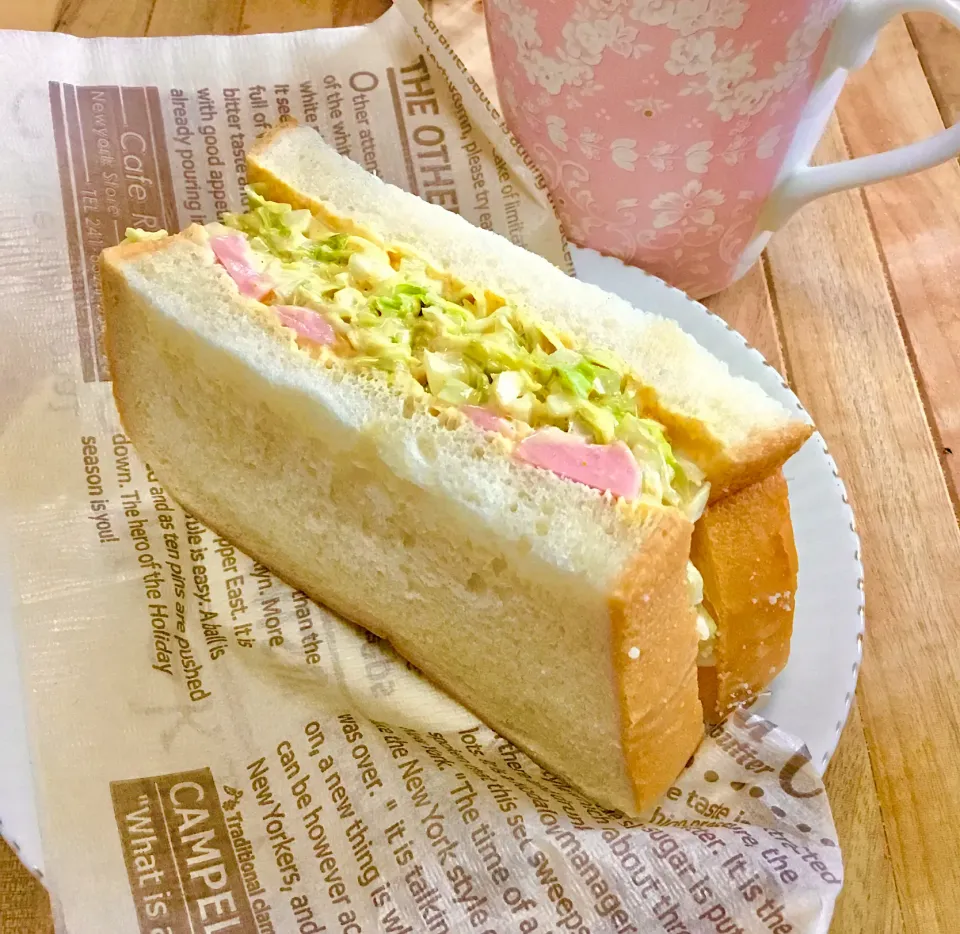 Snapdishの料理写真:お昼ごはん🍽キャベツのサンドイッチ🥪|みずはらさん