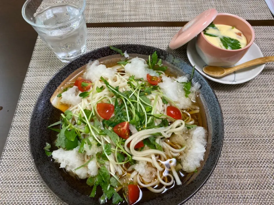 おろし冷やしうどん|ヒロミ🏝🏝🏝🌺🏄🌊🐬🏄‍♀️🏄‍♂️🍹🐠👙🌺さん