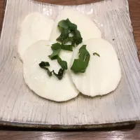 Snapdishの料理写真:モッツァレラチーズのぬか漬け|さくらさん