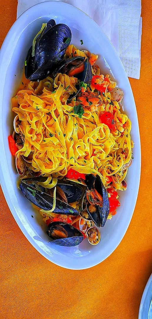 tagliolini allo scoglio|Domenico Arduiniさん