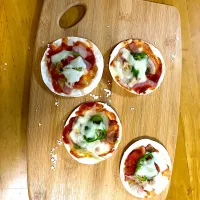 餃子の皮でピザを作りました🍕|みくさん