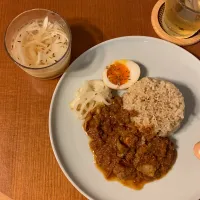 小松菜と玉ねぎのチキンスパイスカレー|彩愛さん