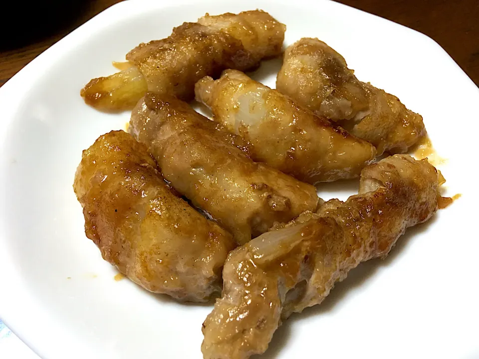 玉ねぎの豚肉巻き|はっちぃさん