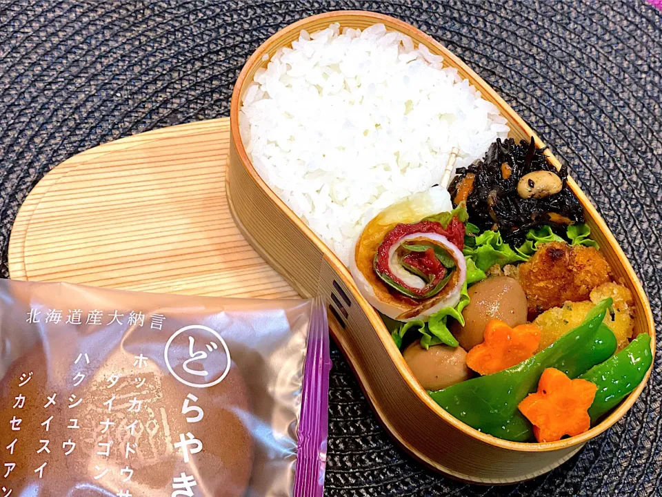 Snapdishの料理写真:2021.5.21 夫弁当🍱　どら焼き付けた😆|Seikoさん