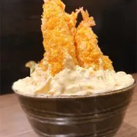 Snapdishの料理写真:鬼タルタルジャンボエビフライ丼|Hideki Takeuchiさん