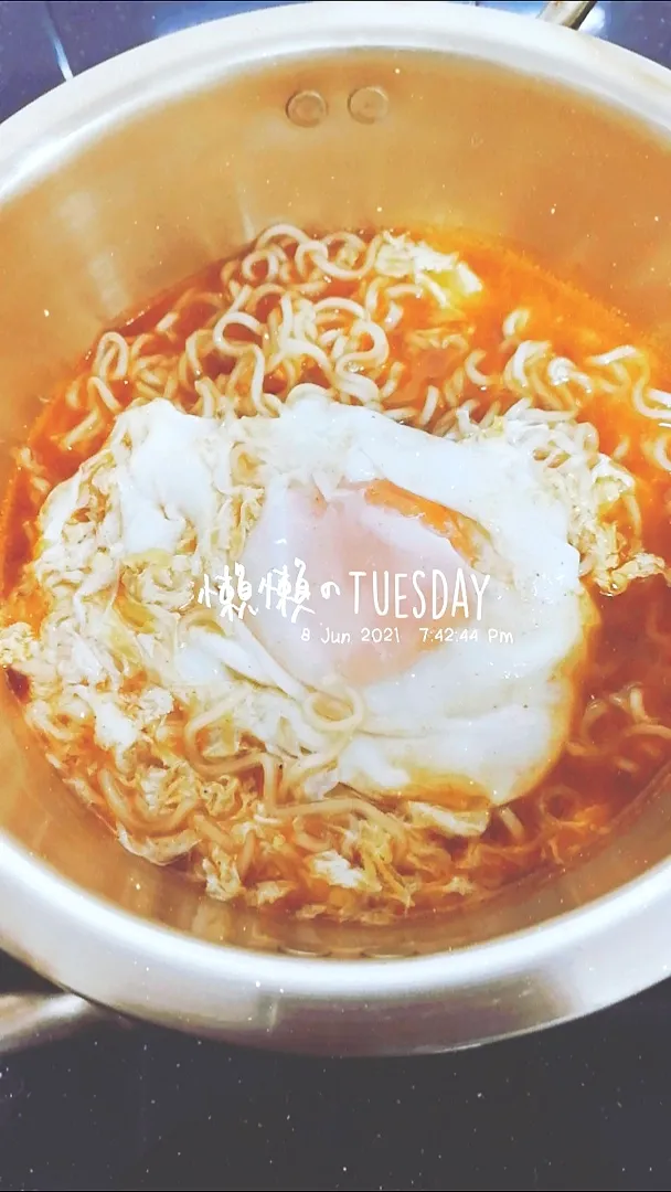 #maggicurry #instantnoodles #myfavorite #mydinner|Alice May Namさん