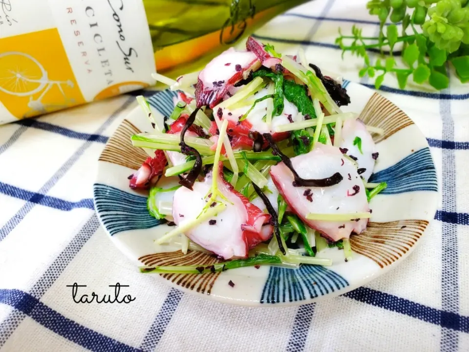 からちゃん♡の料理✨シャキシャキウマっ♪
たこ🐙と水菜の塩こんぶゆかりマヨサラダ😋💕|taruto⭐️さん