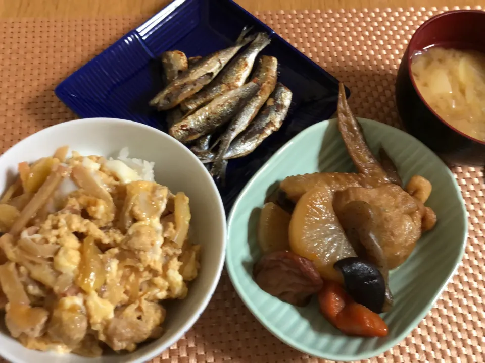 親子丼&手羽先の煮物|ここなりさん