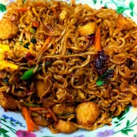 Snapdishの料理写真:mee goreng kampung|liliy ashさん