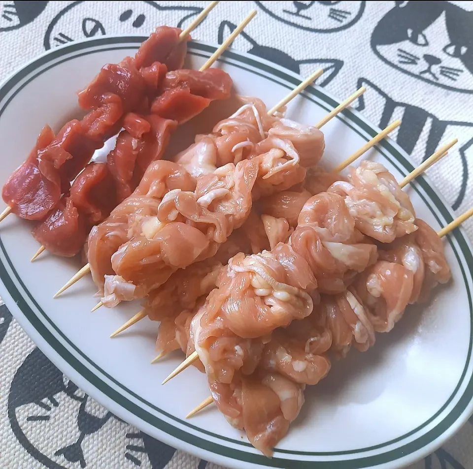 朝から仕込み
セセリと砂肝の焼き鳥|ナオミさん