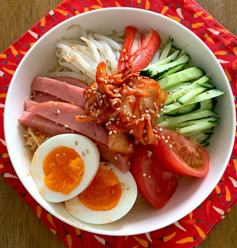 冷やし中華始めました🥢|がおりんさん