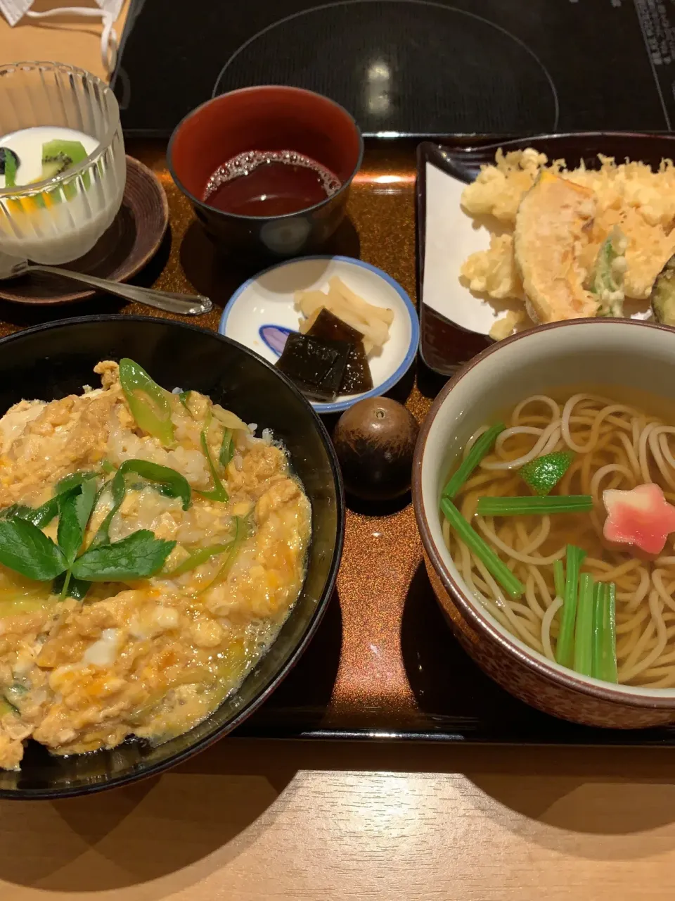 必死に頑張ったバーゲンの後のランチ👊|tamemitiさん