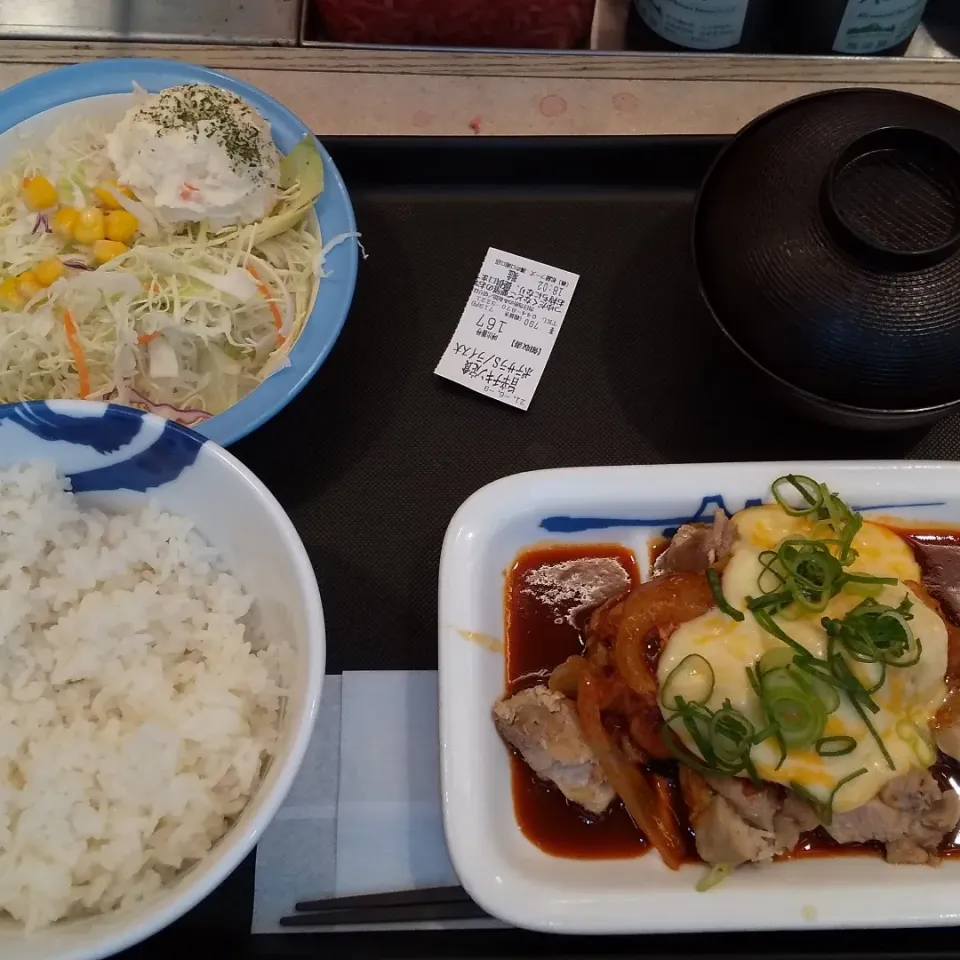 旨辛チキン定食|アクちゃんさん