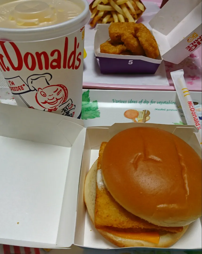 マクドナルド🍔テイクアウト|しまだ ちえこさん