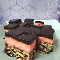 Kek Batik Strawberry Indulgence|chef abahさん