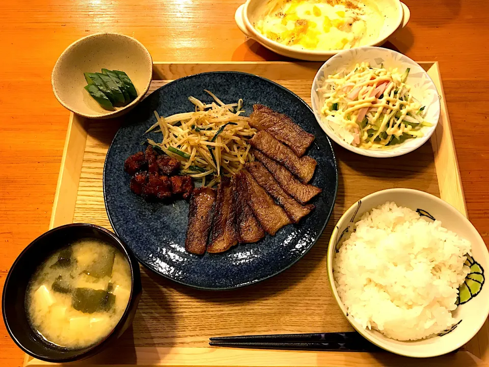 焼き肉定食|だんご3兄弟さん