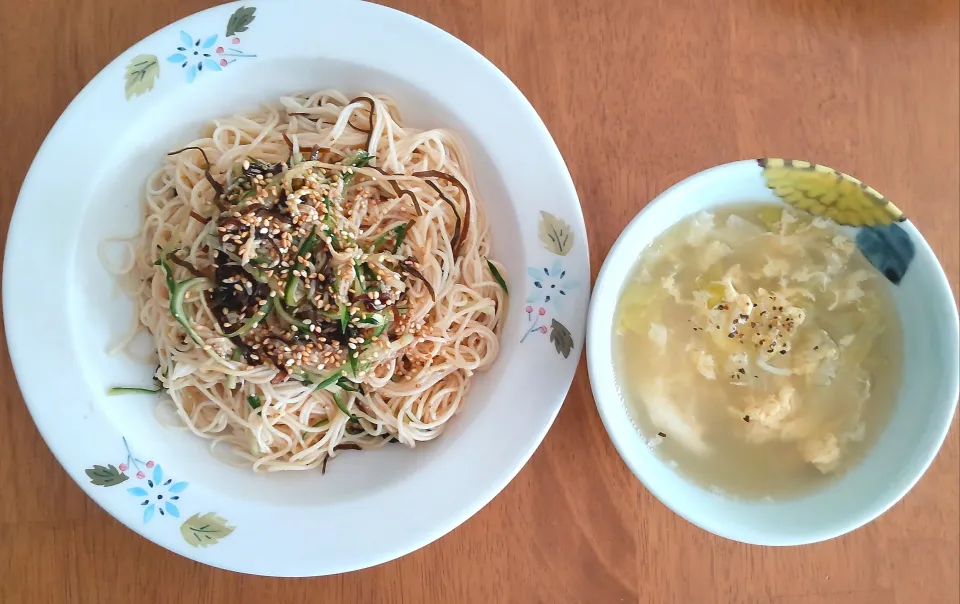 ５月２９日　きゅうりと塩昆布のそうめん　卵スープ|いもこ。さん