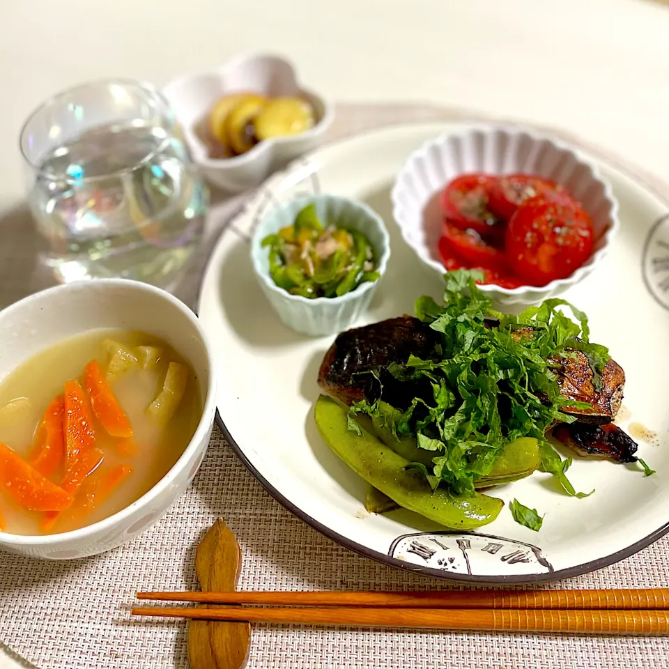 Snapdishの料理写真:6/10晩ご飯：鰆のバタぽんムニエル|ななみんさん