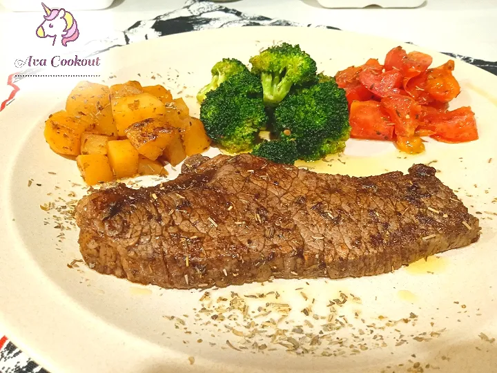 Steak with Italian Herbs|Averine Micheleさん