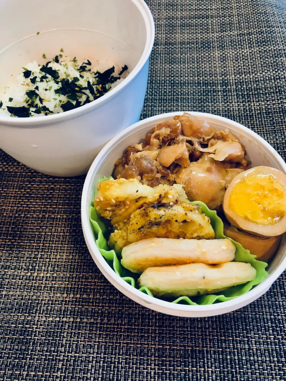 本日の女子中学生弁当→鶏手羽元の酸っぱい煮、レンコンカレーチーズ|Taja & Mayさん