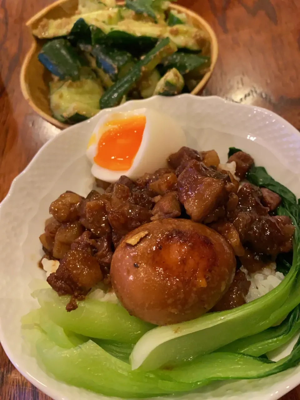 魯肉飯|くっしーさん