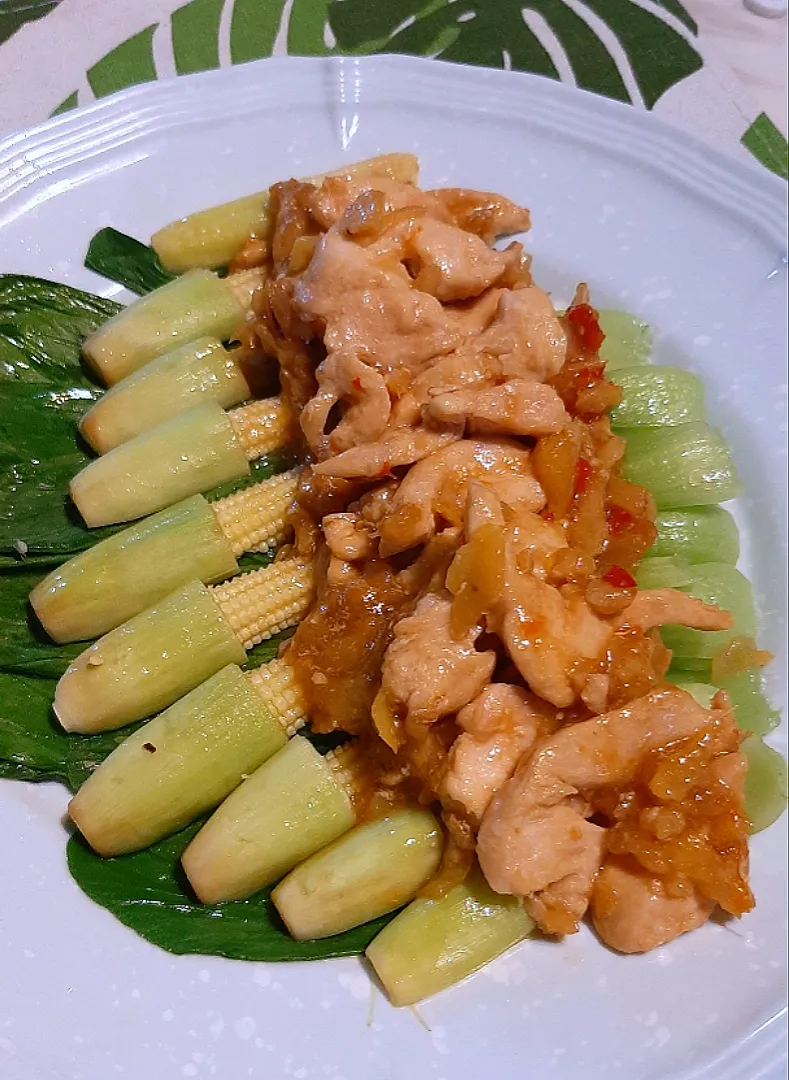 Baby corn + Baby kailan + chicken breast meat|ģřãçîöůşさん