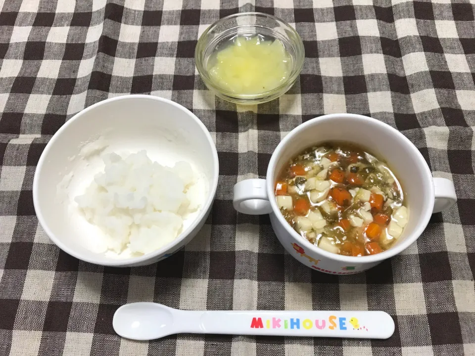 Snapdishの料理写真:【離乳食】野菜と豆腐のあんかけ、赤ちゃんの白米、キウイ|sayaさん