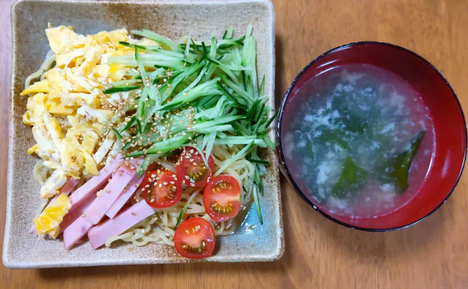 Snapdishの料理写真:６月９日　冷やし中華　わかめスープ|いもこ。さん