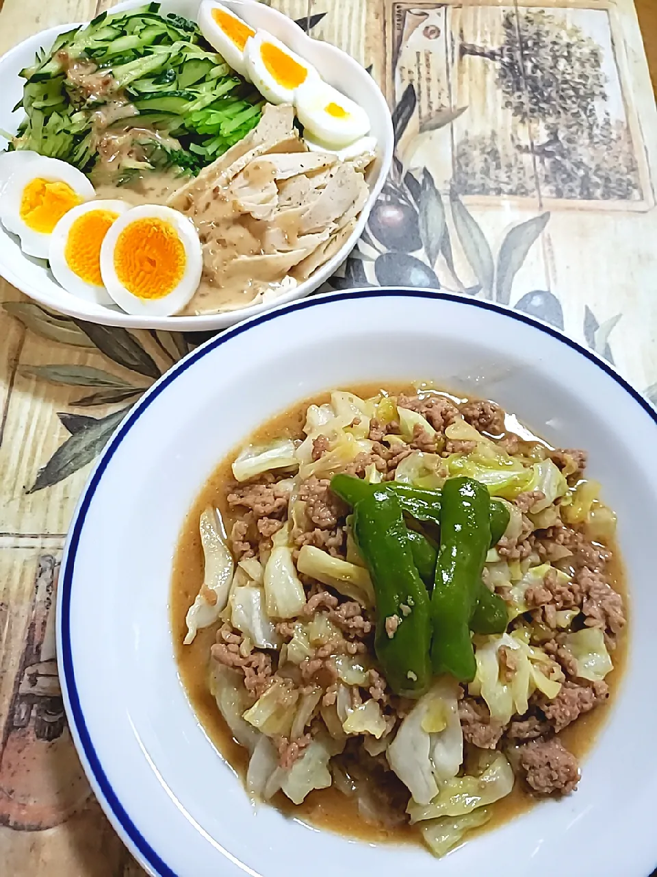 キャベツの肉味噌炒めと水菜のサラダ|aiさん