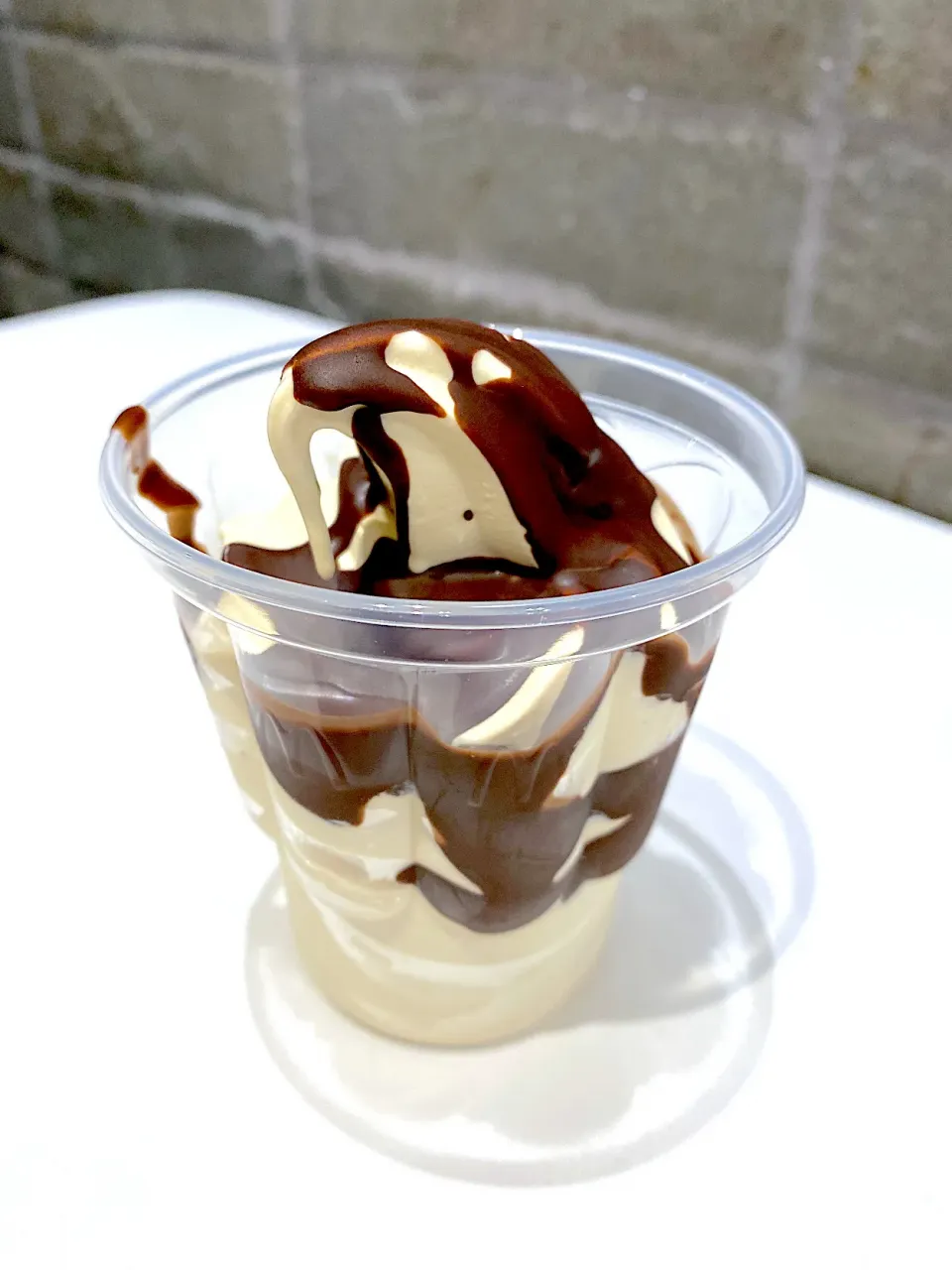 Horlicks sundae with choc shell|skyblueさん