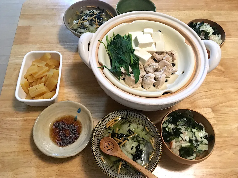 蒸し鶏、野菜、お豆腐、春雨マヨサラダ、お茶漬け、粕漬けたくあん😍|さくたえさん