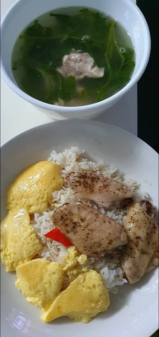 Sunday Dinner 😍
Watercress soup Steamed eggs 
Black pepper wings|🌷lynnlicious🌷さん