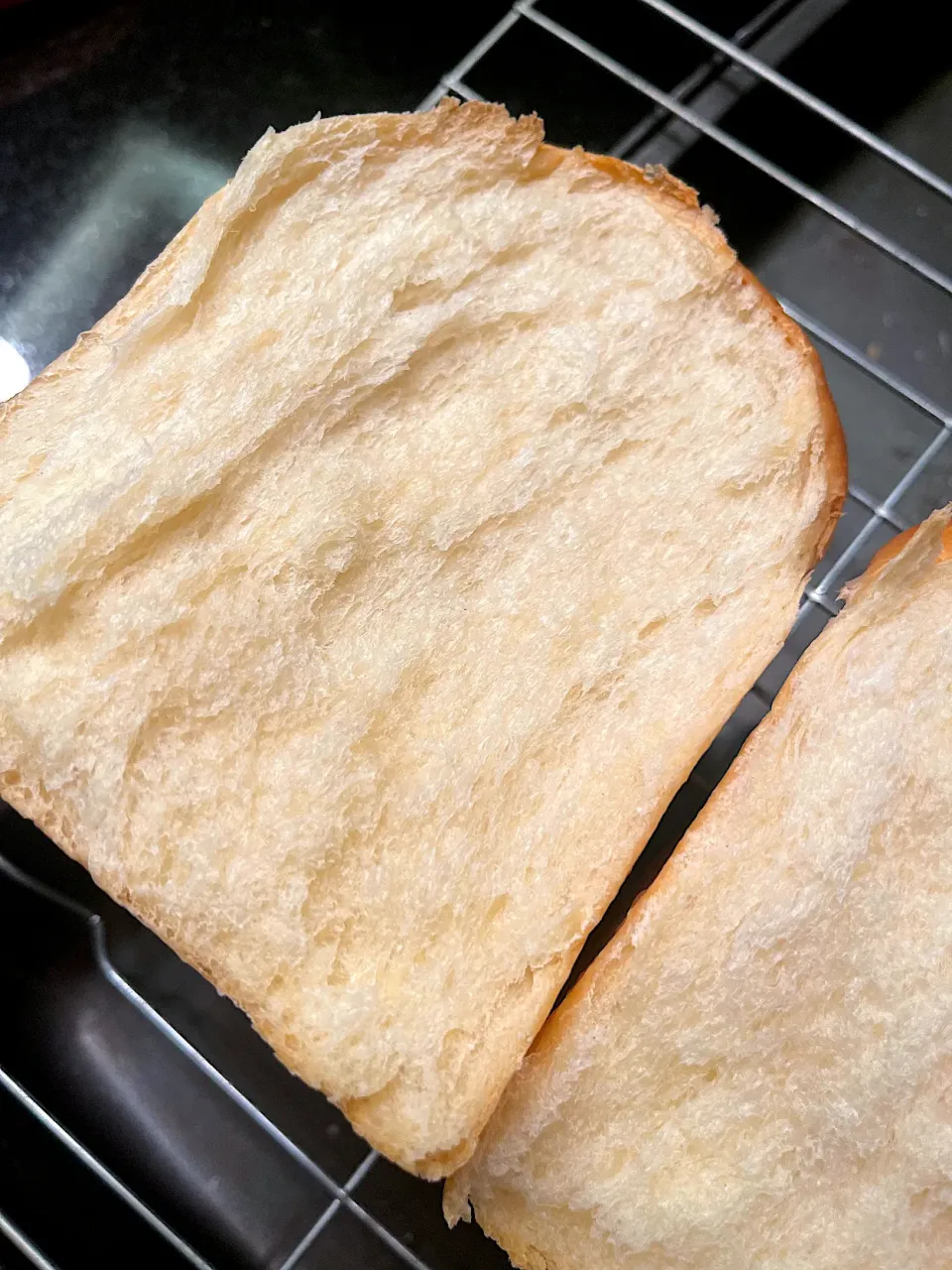 Hand teared natural yeast loaf|Ee Shanさん