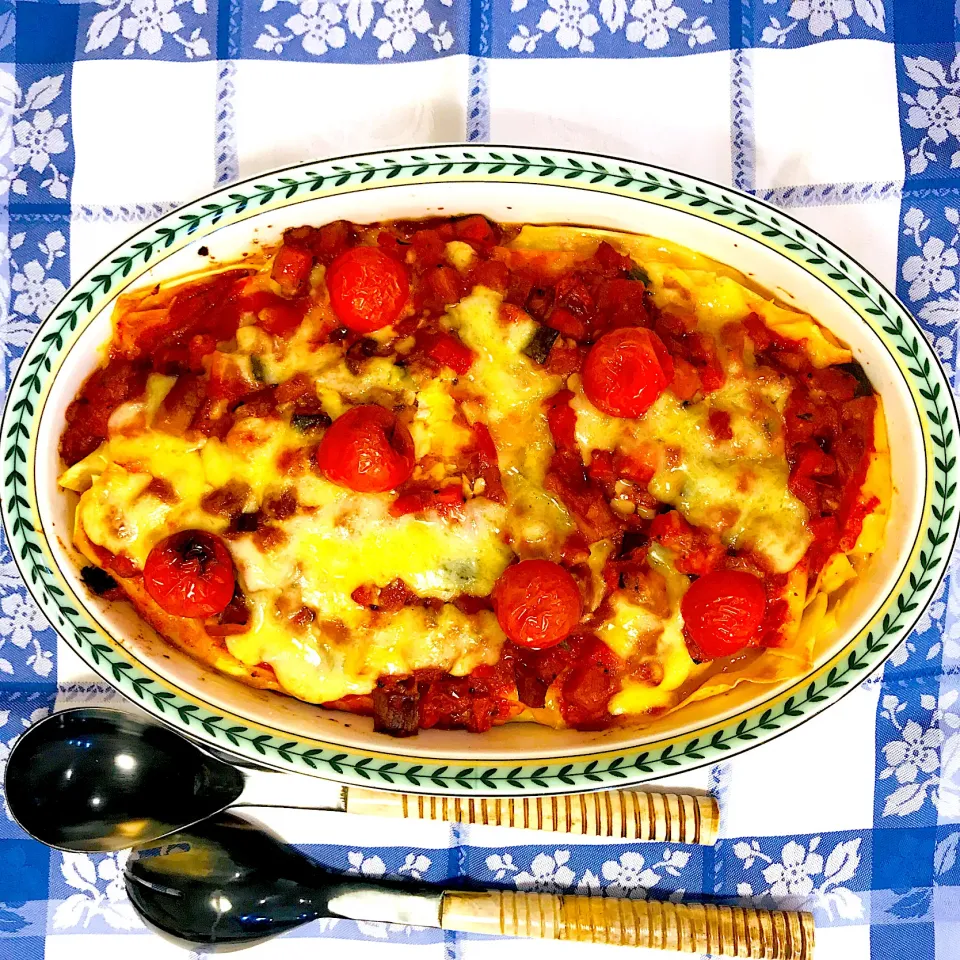 🍝ミートソーススパゲティのはずが
➰チーズをかけたラザニア風に〜😬😅|ブルースプーンさん